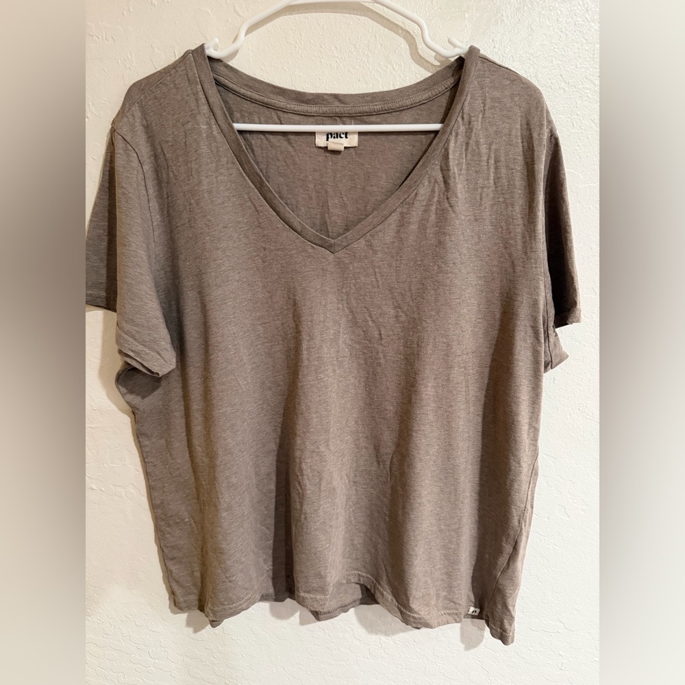 Pact Women's Tan V-Neck Cotton T-shirt size XXL